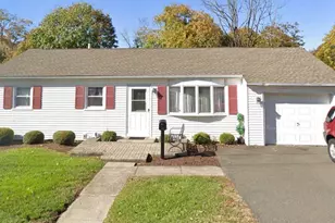 13 Hillside St, Danbury, CT 06810 - Photo 1