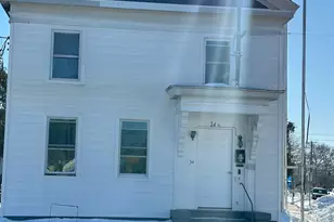 34 Bulkeley Plain, New London, CT 06320 - Photo 1