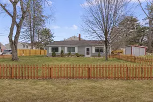 416 Chestnut Hill Ave, Waterbury, CT 06704 - Photo 1