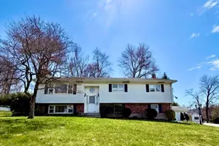 166 Round Hill Rd, Naugatuck, CT 06770 - Photo 1