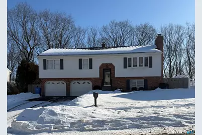 31 Kendall Circle, Waterbury, CT 06708 - Photo 1