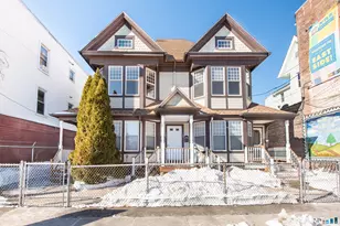 525 E Main St, Bridgeport, CT 06608 - Photo 1