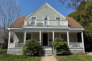 13 Moss St, Stonington, CT 06379 - Photo 1