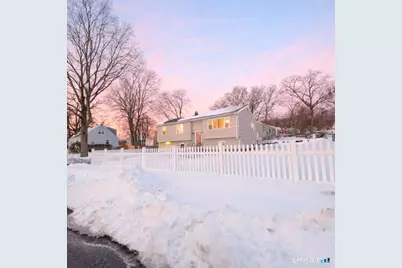 47 Dix Street, West Haven, CT 06516 - Photo 1