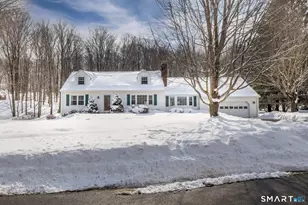 35 Highview Dr, Ridgefield, CT 06877 - Photo 1