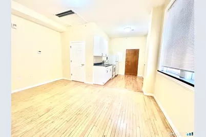 135 West Main Street #2E, Waterbury, CT 06702 - Photo 1