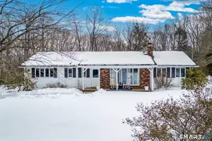 32 Ridgewood Dr, Harwinton, CT 06791 - Photo 1
