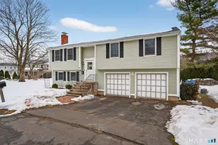 15 Blue Spruce St, Middletown, CT 06457 - Photo 1
