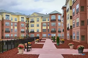 400 Blake St, New Haven, CT 06515 - Photo 1