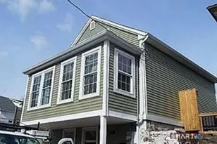 21 Sherman St, Norwich, CT 06360 - Photo 1