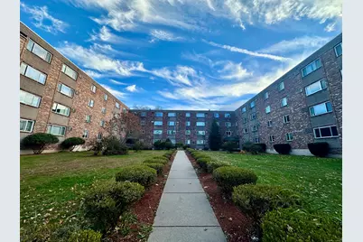 111 Sherbrooke Avenue #90, Hartford, CT 06106 - Photo 1