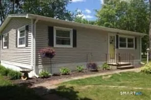 19 Old Forge Rd, Westbrook, CT 06498 - Photo 1