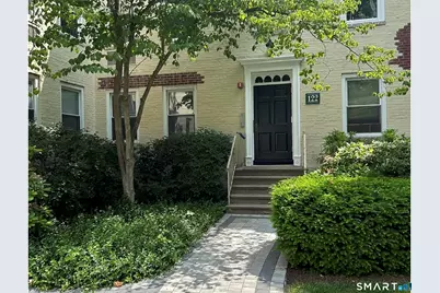 122 Woodside Green #1A, Stamford, CT 06901 - Photo 1