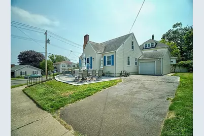 30 Seaview Avenue, West Haven, CT 06516 - Photo 1