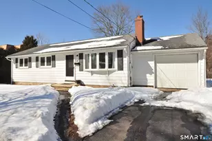 548 Mulberry St, Windsor Locks, CT 06096 - Photo 1