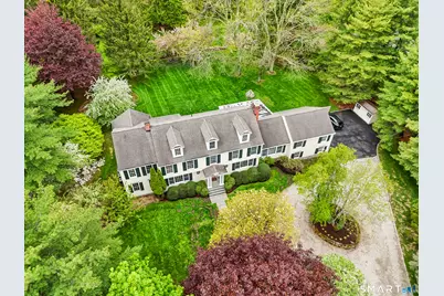 3 Hedgerow Common, Weston, CT 06883 - Photo 1