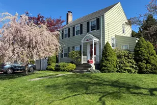 11 Fairlea Ave, Stratford, CT 06614 - Photo 1
