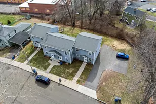 26 Rock Creek Rd, New Haven, CT 06515 - Photo 1