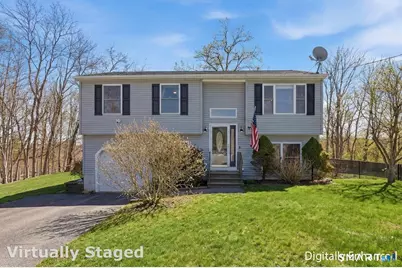 17 Vine Street, Putnam, CT 06260 - Photo 1