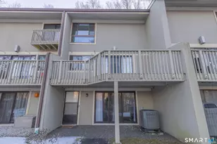 13 Clubhouse Dr, Woodbury, CT 06798 - Photo 1