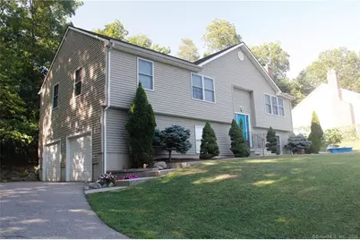 9 Ledgewood Court, Norwich, CT 06360 - Photo 1