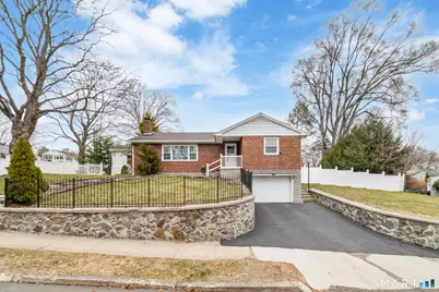 61 Clearview Circle, Naugatuck, CT 06770 - Photo 1