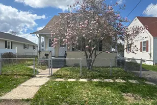 88 Boswell St, Stratford, CT 06615 - Photo 1