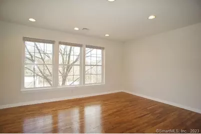 32 Oakwood Avenue #5, Norwalk, CT 06850 - Photo 1