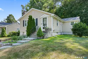 217 Macon Dr, Bridgeport, CT 06606 - Photo 1