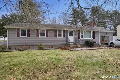 558 Oak Street, East Hartford, CT 06118 - Photo 1