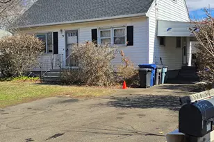 11 Edna St, West Haven, CT 06516 - Photo 1