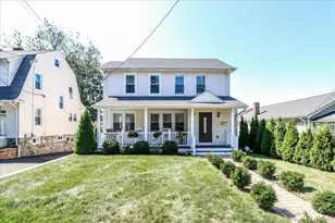 1073 Shippan Ave, Stamford, CT 06902 - Photo 1