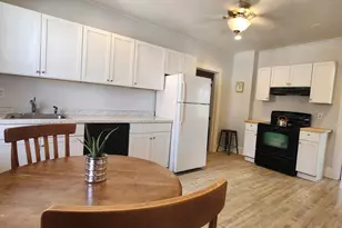 458 Hillside Ave, Hartford, CT 06106 - Photo 1