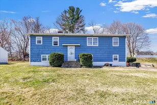 44 Meadowbrook Rd, Danbury, CT 06811 - Photo 1