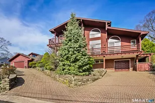 31 Mountain View Dr, Brookfield, CT 06804 - Photo 1