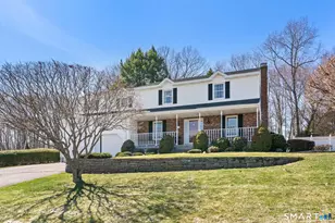 112 Wood's Edge Ct, Berlin, CT 06037 - Photo 1