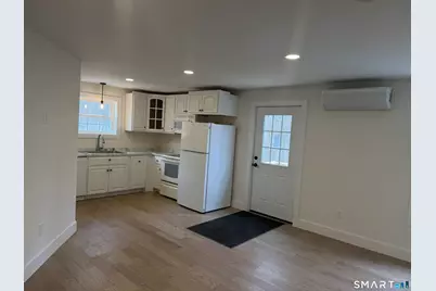 424 Thrall Avenue, Suffield, CT 06078 - Photo 1