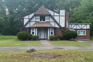 39 Loren Cir, Windsor, CT 06095 - Photo 1