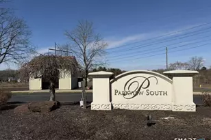 1004 Summer Hill Dr, South Windsor, CT 06074 - Photo 1