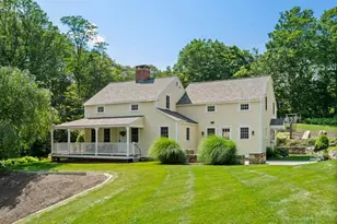 52 Aunt Park Ln, Newtown, CT 06470 - Photo 1