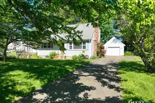 90 Old Brickyard Ln, Berlin, CT 06037 - Photo 1