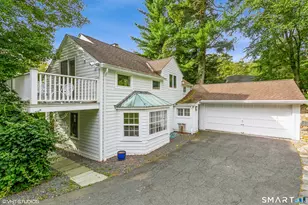 95 Peaceable St, Redding, CT 06896 - Photo 1