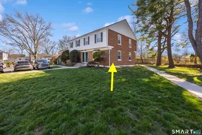 245 Sunnyridge Avenue #1, Fairfield, CT 06824 - Photo 1