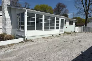 832 Milford Point Rd, Milford, CT 06460 - Photo 1