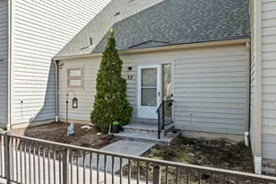 52 Hallmark Hill Dr, Wallingford, CT 06492 - Photo 1