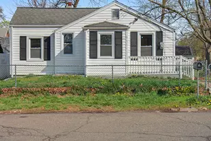 306 Saunders Ave, Bridgeport, CT 06606 - Photo 1