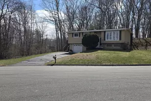 34 Country Club Dr, Ledyard, CT 06339 - Photo 1