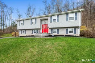 35 Mountain Edge Ct, Cheshire, CT 06410 - Photo 1