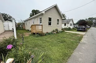 6 First St, Madison, CT 06443 - Photo 1