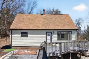 211 Salem Turnpike, Norwich, CT 06360 - Photo 1